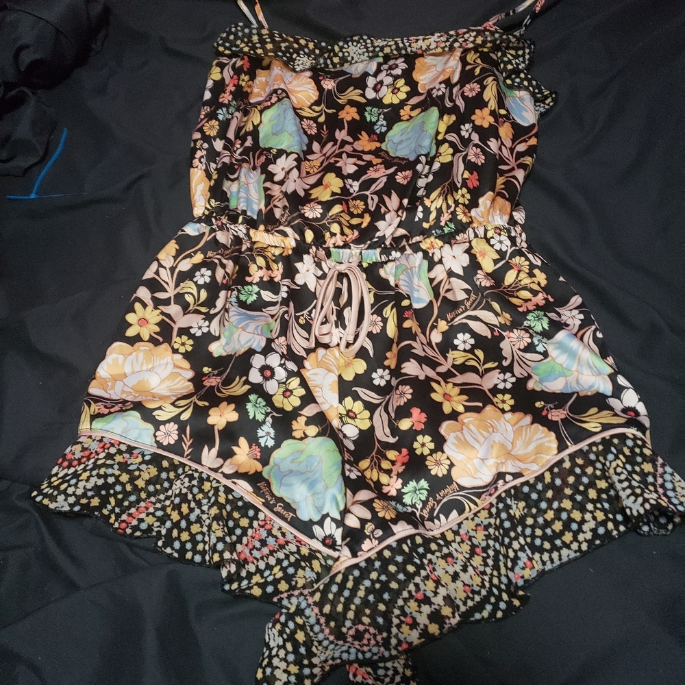 Sleep wear
